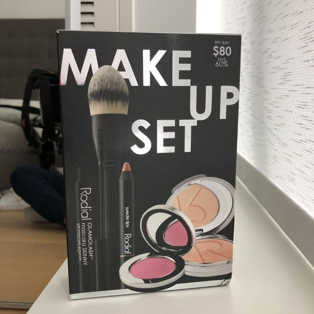 Rodial Makeup Set Brush Mascar Blush Highlight Lip